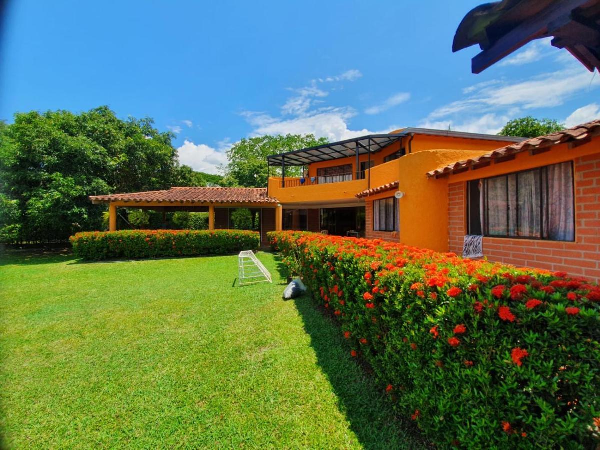 Finca Hacienda El Castillo Santa Fe De Antioquia Exterior photo