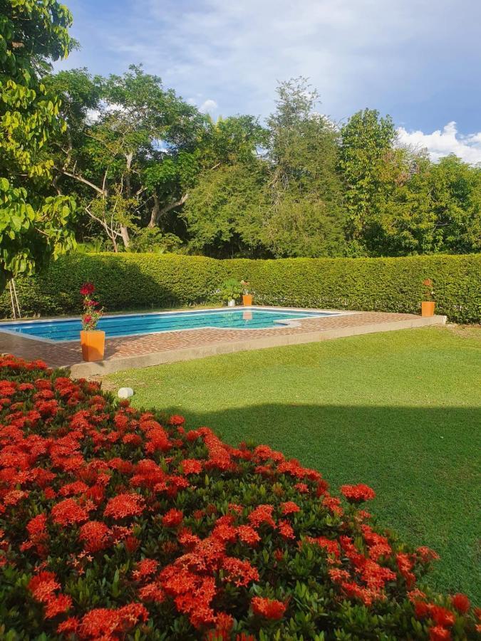Finca Hacienda El Castillo Santa Fe De Antioquia Exterior photo