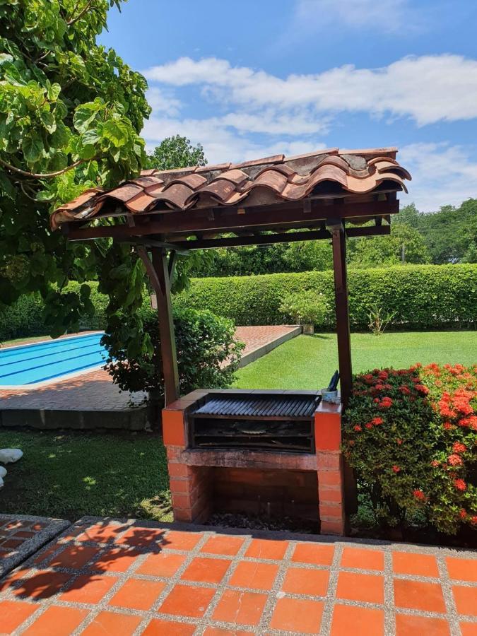 Finca Hacienda El Castillo Santa Fe De Antioquia Exterior photo